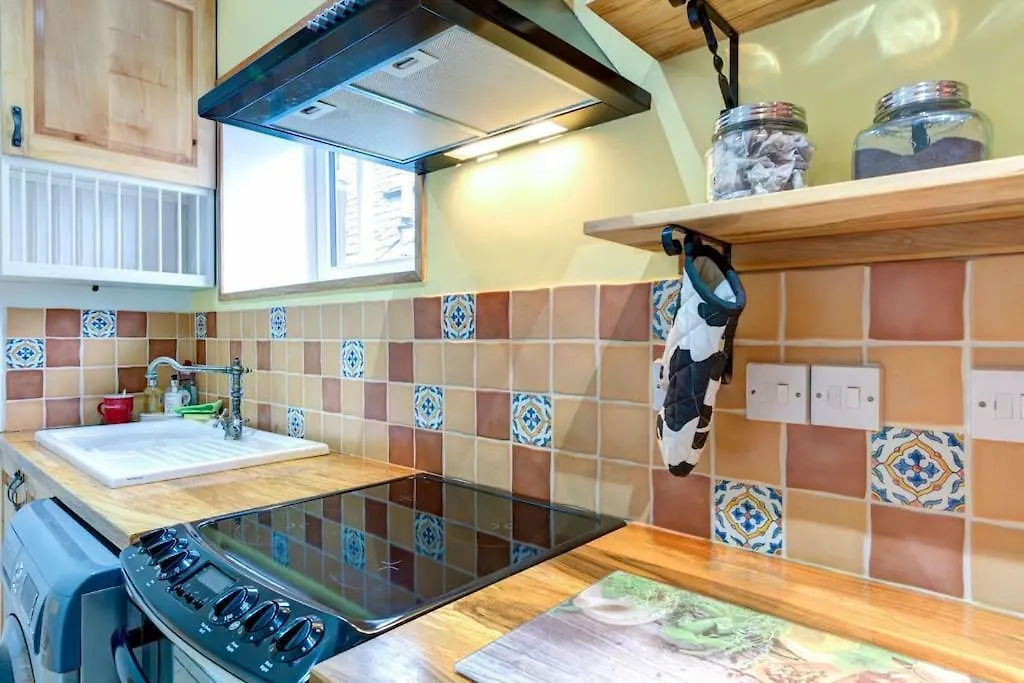 Fishermans Flat - River View Holiday Home Dundee