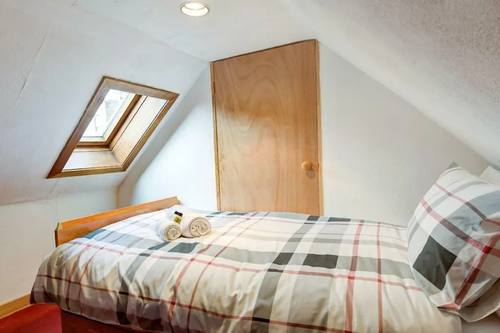 Fishermans Flat - River View Holiday Home Dundee 0*,