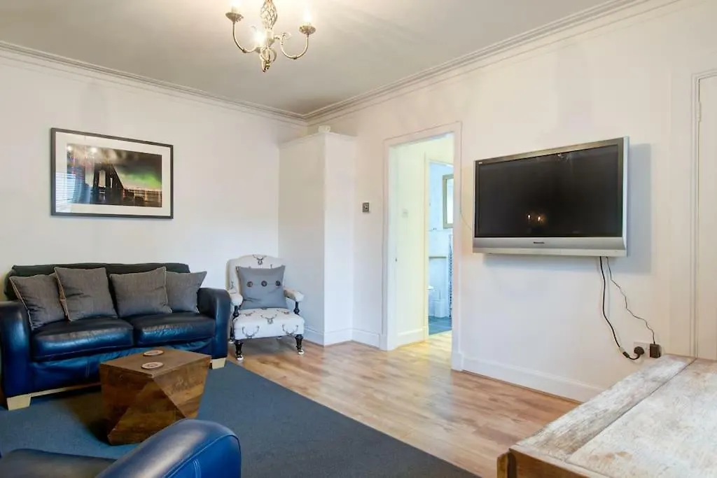 Fishermans Flat - River View Holiday Home Dundee